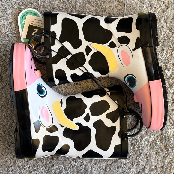 ✨$22✨NWT•Western Chief•Kids’ Colbie Cow Waterproof Rain Boots | Size 2 - Picture 11 of 11
